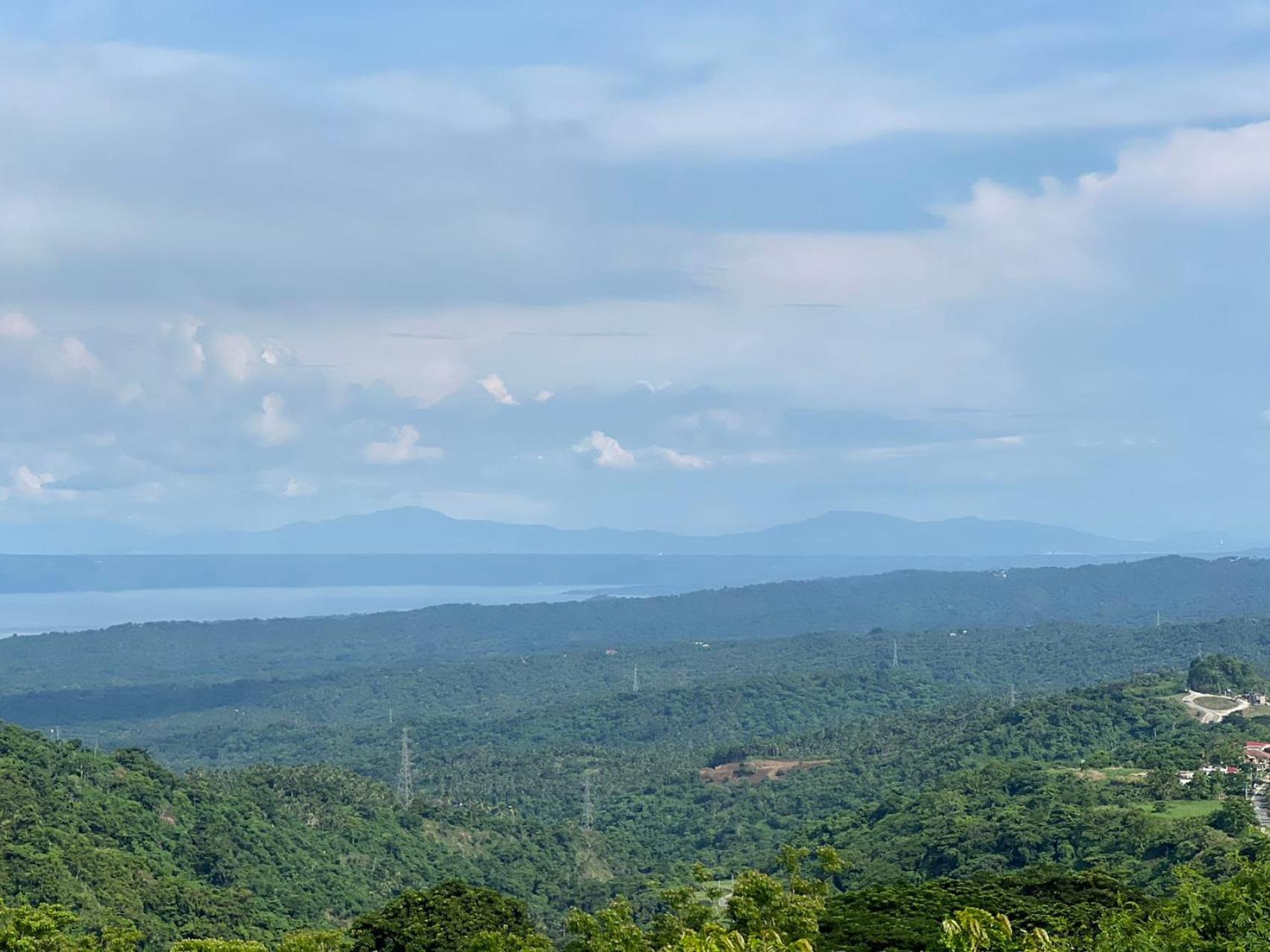 Splendido Tagagtay Taal Lake Staycation Free Parking Netflix No Free Pool Tagaytay City Exterior foto