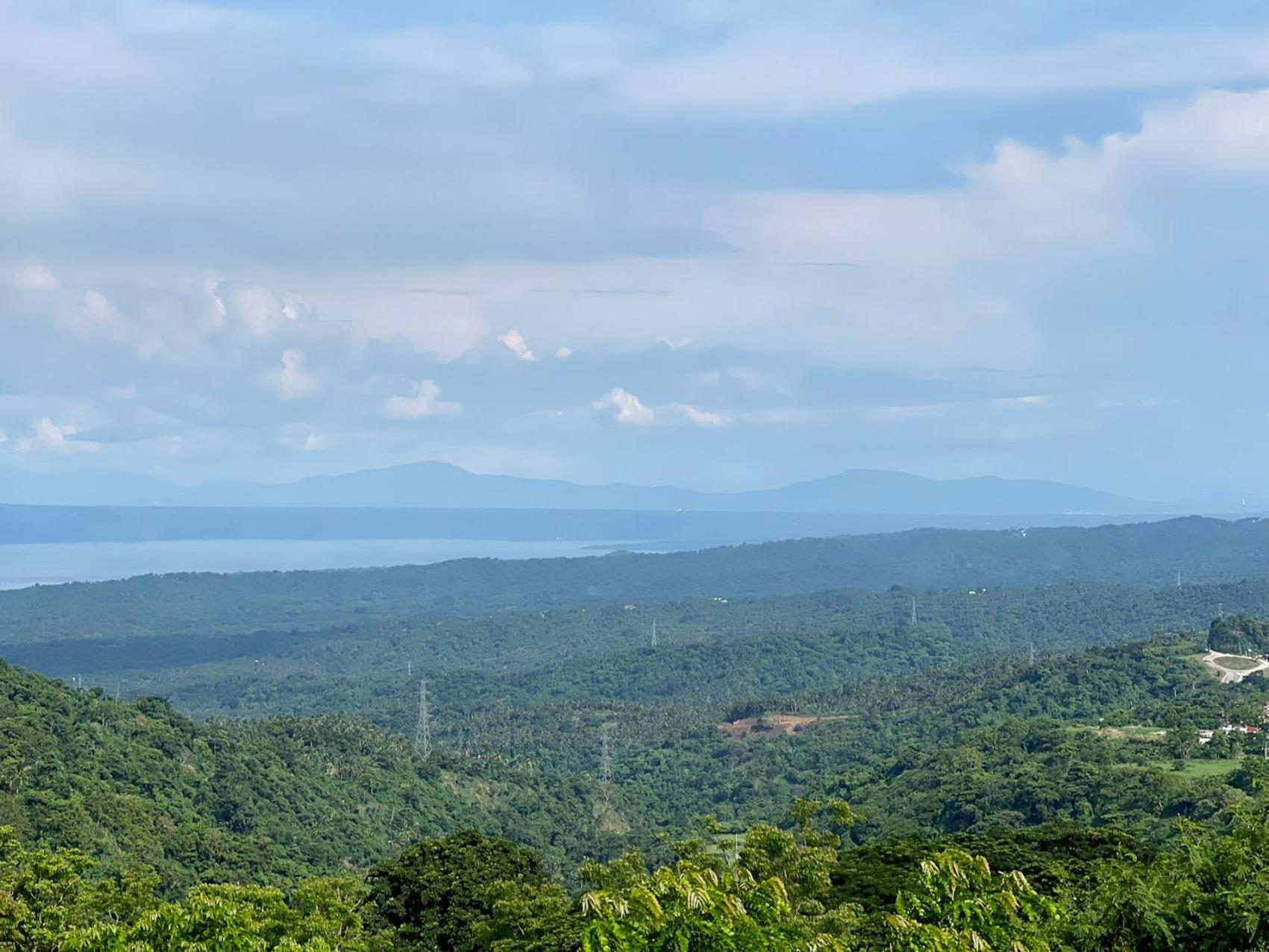 Splendido Tagagtay Taal Lake Staycation Free Parking Netflix No Free Pool Tagaytay City Exterior foto