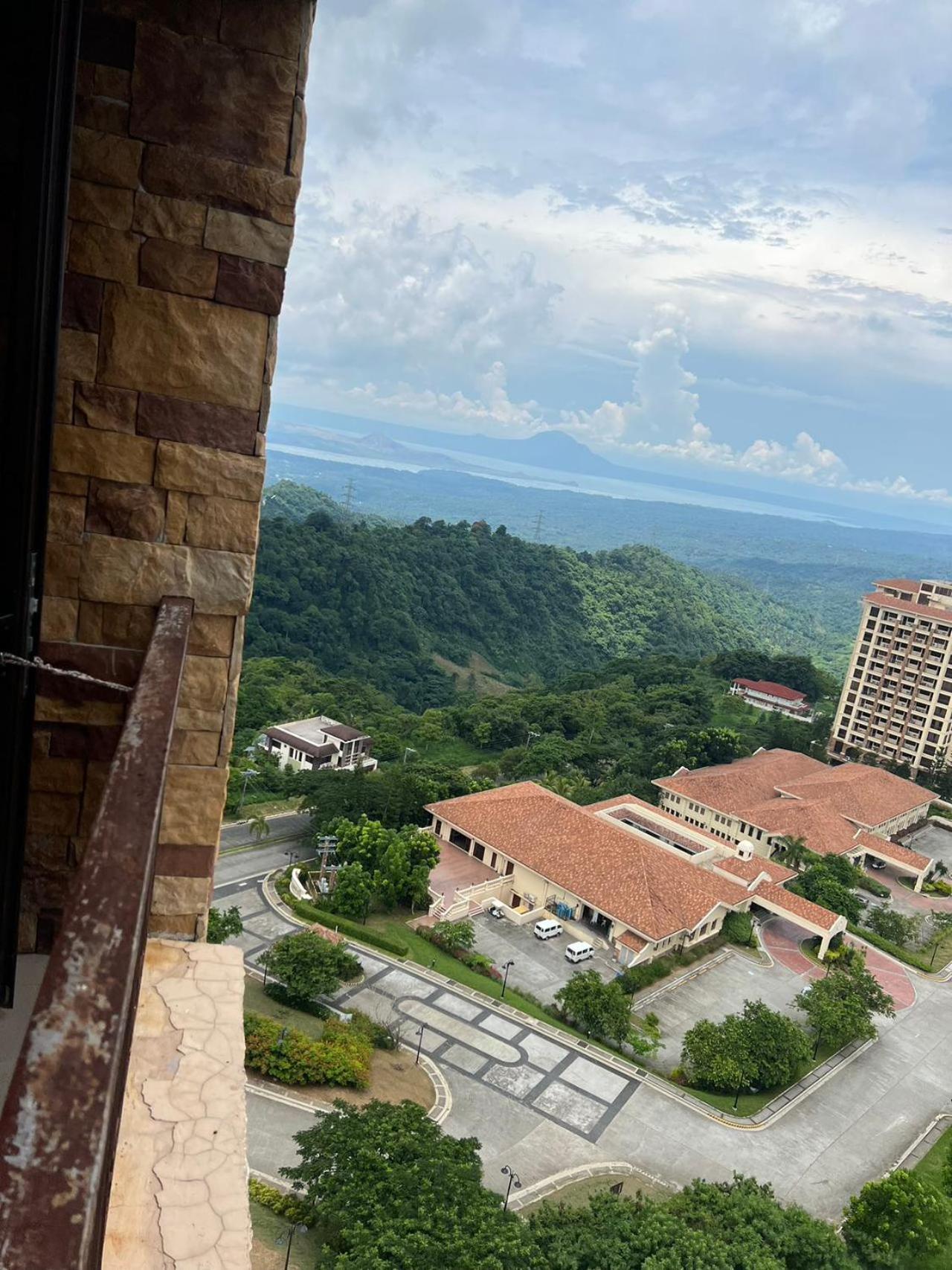 Splendido Tagagtay Taal Lake Staycation Free Parking Netflix No Free Pool Tagaytay City Exterior foto