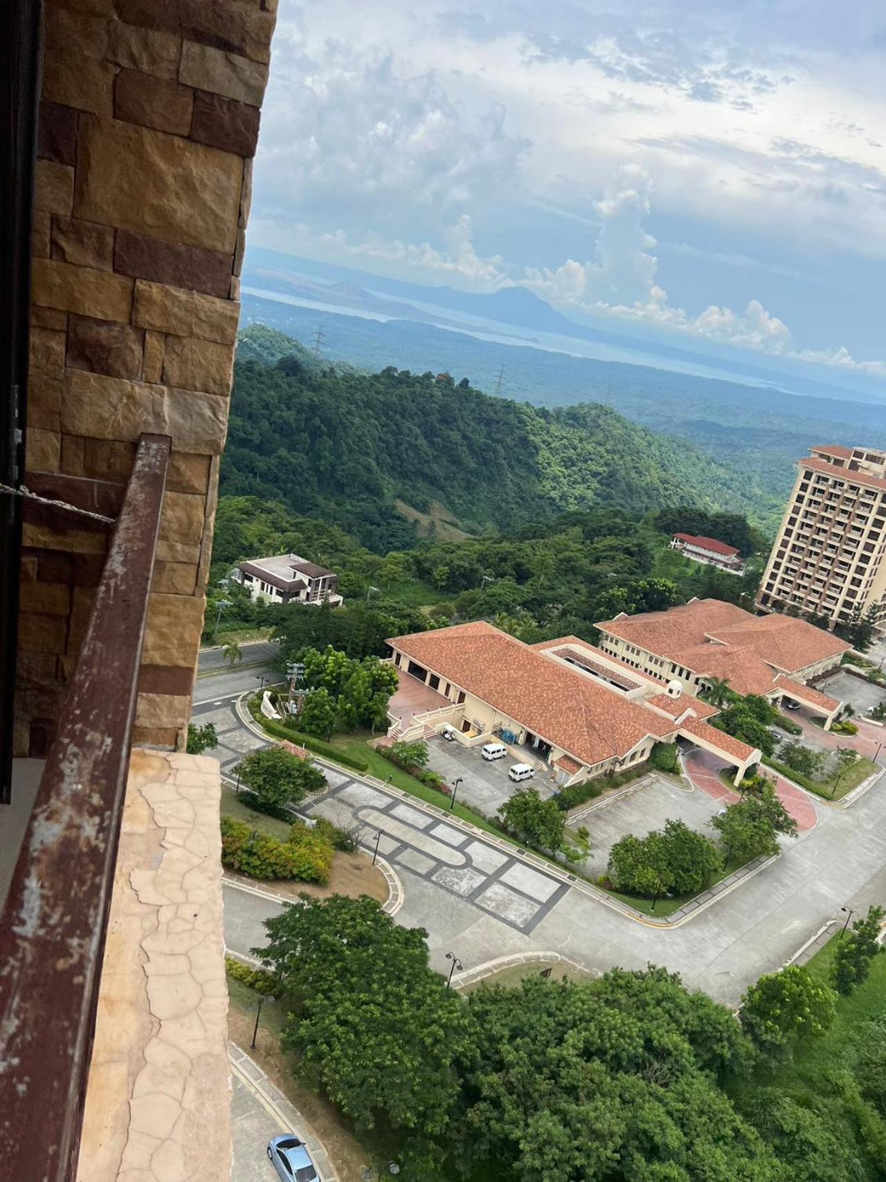 Splendido Tagagtay Taal Lake Staycation Free Parking Netflix No Free Pool Tagaytay City Exterior foto