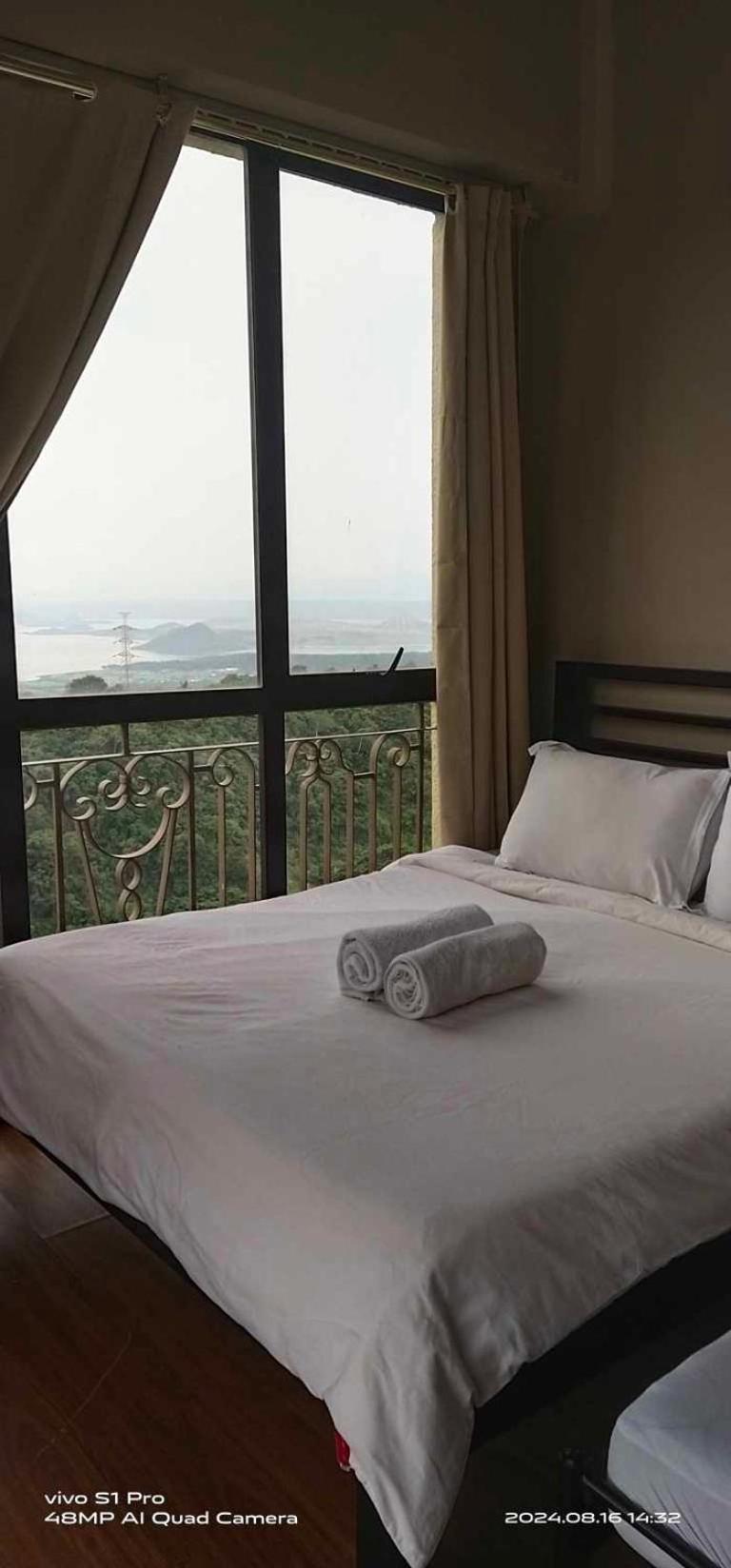 Splendido Tagagtay Taal Lake Staycation Free Parking Netflix No Free Pool Tagaytay City Exterior foto